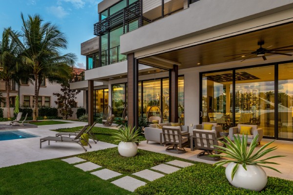 outdoor living spaces in fort lauderdale fl