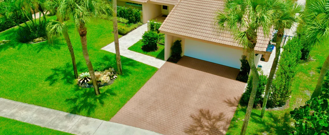 mix artificial turf with real grass